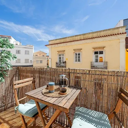 Downtown Lux アパート